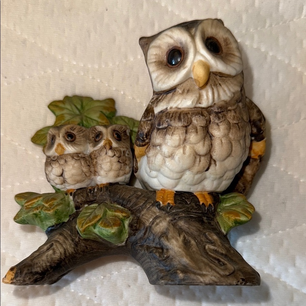 Vintage mother and baby owl figurine